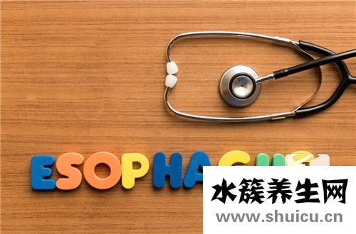 吃胶囊感觉卡在食道