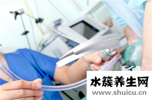 经皮肾镜取石术