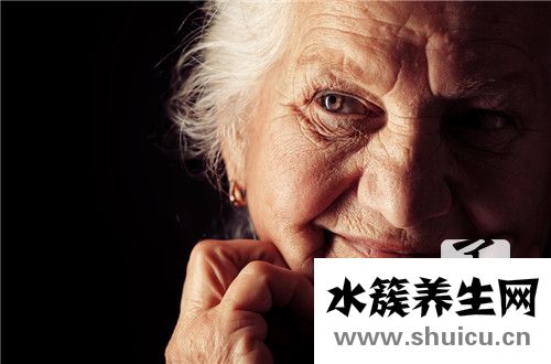 如何快速制止酒后打嗝