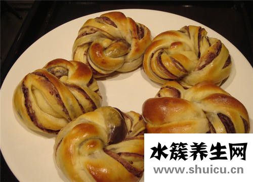 怀孕可以吃豆沙面包吗？怀孕吃什么比较好