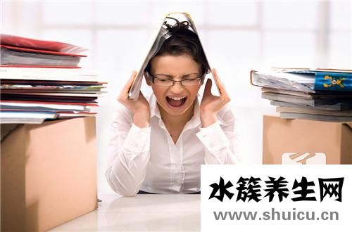 双重人格的表现