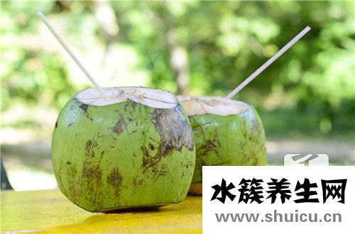 椰子水