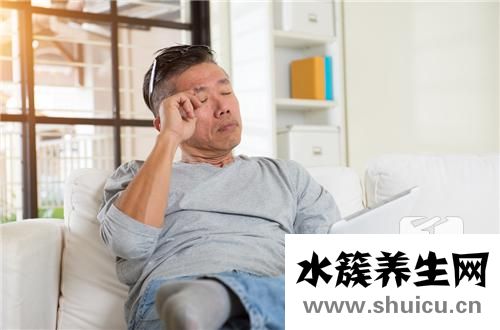男性脱发的原因