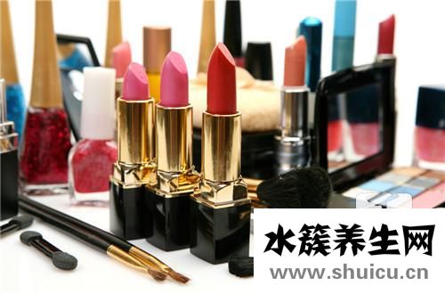不掉色的口红