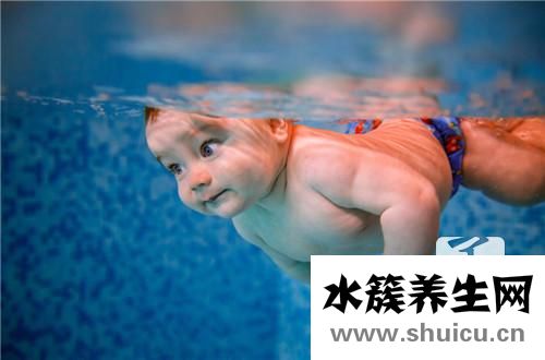 两个月的宝宝吐奶