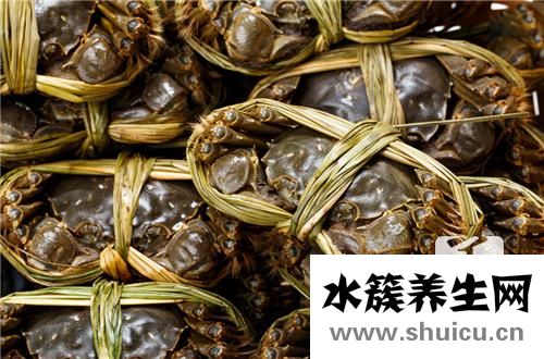 螃蟹不能和什么同吃