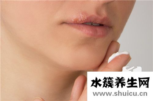 带状疱疹怎么引起的