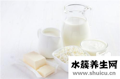 纯牛奶敷脸