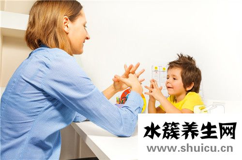 儿童孤独症