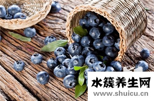 蓝莓李果