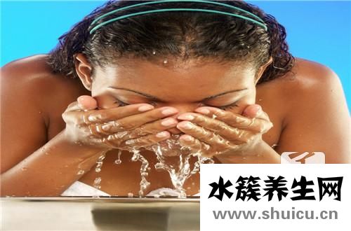 啤酒洗脸