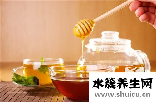 柠檬蜂蜜水什么时候喝最好