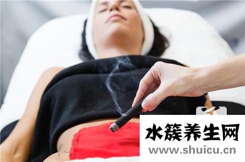 艾灸肚脐