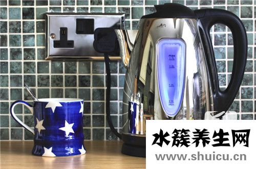早上起来口苦