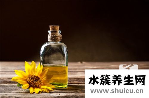 迷迭香精油