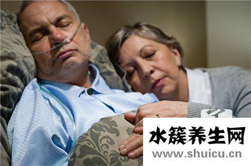 老人胡言乱语是要临终