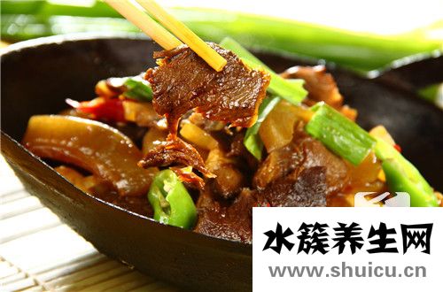 木铲炒菜的危害