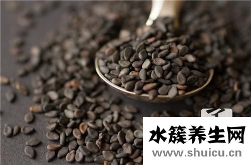 每天早上坚持吃黑芝麻