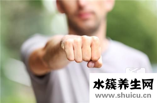 手指打球戳伤关节变粗该怎么办？