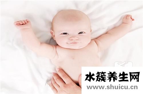 宝宝老是摇头是怎么回事