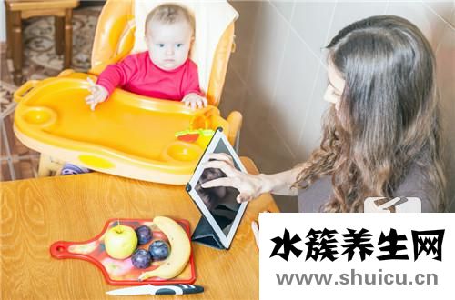 婴儿早餐