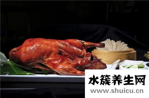 孕妇能吃烤鸭么_孕妇可以吃烤鸭么2021-02-19435女性怀孕后，应在饮食搭配上