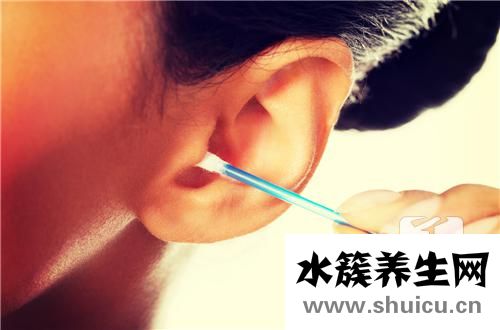 耳朵外翻