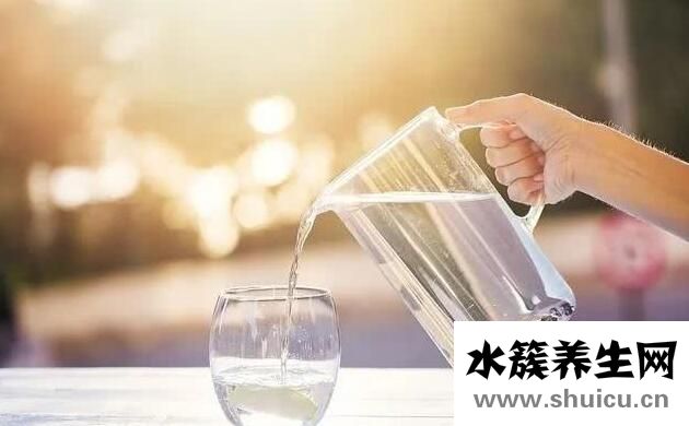 10个小方法缓解喉咙痛