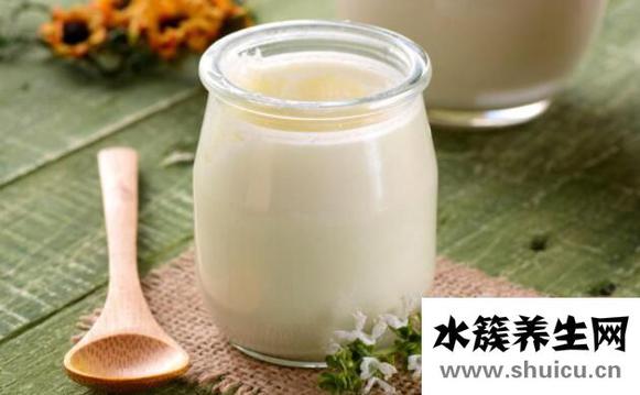 牛奶泡脚