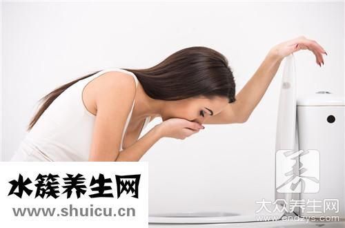 老是干呕
