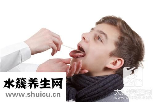 喉咙上有白色米粒同