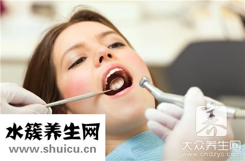智齿刚长一点出同