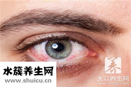 眼睛血管破裂