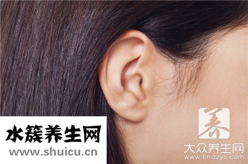 耳垂根部长了个硬疙瘩