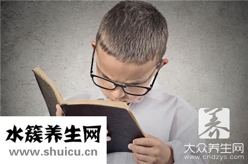 600度近视自然恢复