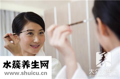 纹眉结痂