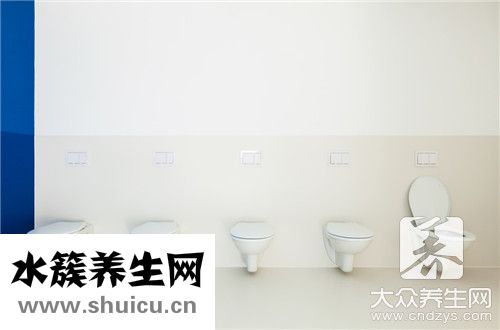 地砖渗透污渍怎样去除 渗进地砖的污渍怎么清理
