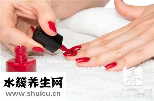 鞋子大了补救方法