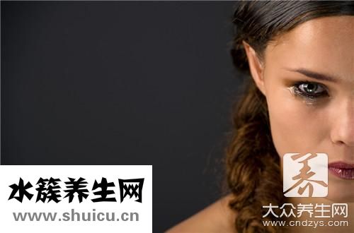 淡化泪沟小技巧