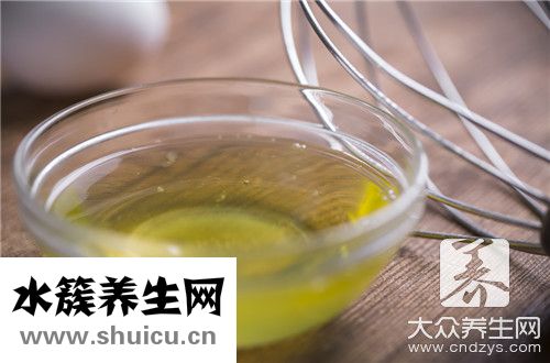 鸡蛋清去黑头