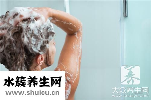 蜜茶色头发同