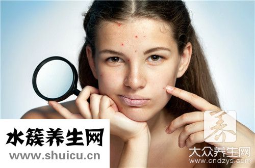 挑痘痘