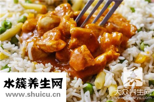 咖喱土豆鸡肉饭
