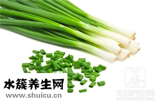 葱油鲈鱼