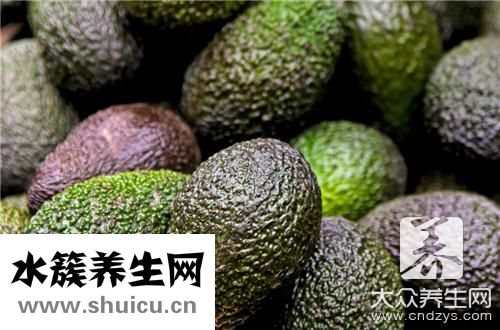 挑选牛油果