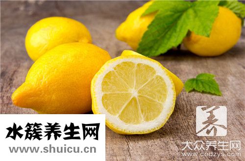 柠檬泡鸡爪