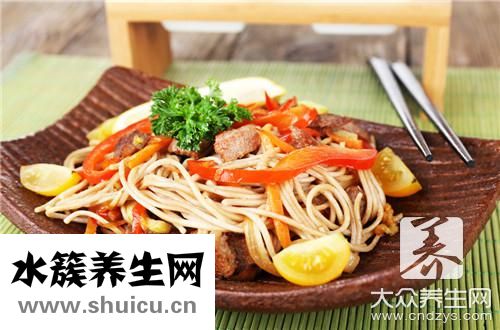 青椒肉丝盖浇饭