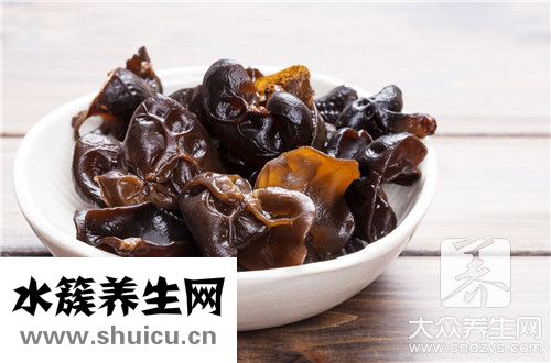 木耳和什么一起炒好吃