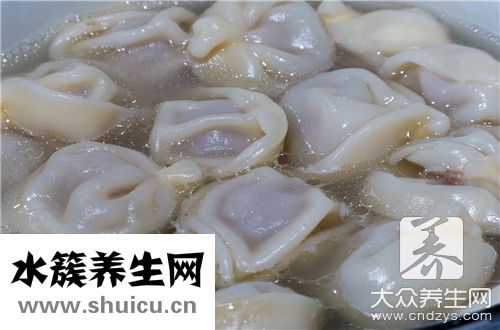 羊肉饺子馅配蔬菜