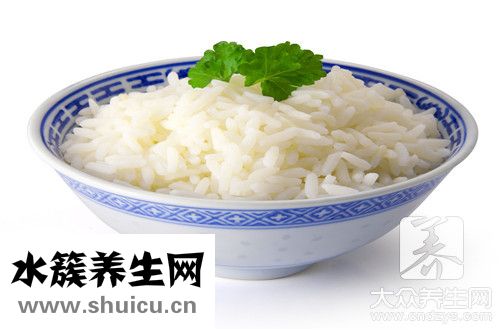 煮糯米饭要放多少水